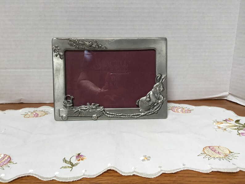 Vintage Seagull Pewter Photo Frame Rabbit Girl Decor Christmas image 4