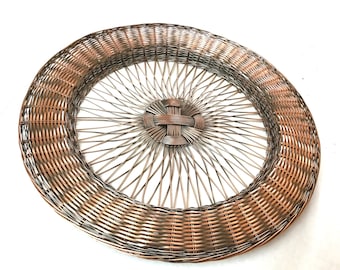 Set of 2    Round Woven Copper Charger Plates     Placemats for Table   Trivet   Paper Plate Holder    Wall Decor
