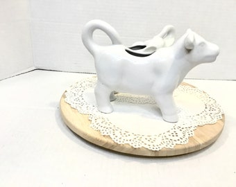 Vintage  White Cow Milk Creamer/Planter     Vintage White  Glazed Ceramic         Country Farmhouse Decor. Collectible