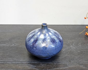 Studio ceramic UFO vase - blue running glaze 60s