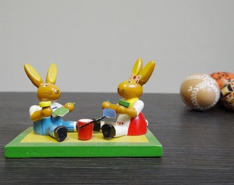 Erzgebirge Easter bunnies children playing - vintage Easter decoration