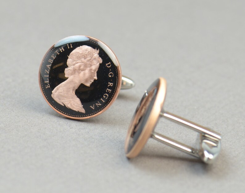 Coin Penny Painted Cufflinks United Kingdom.Great Britain.Queen Elizabeth