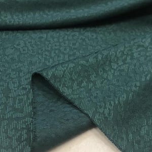 Påfågelgrönt jacquardtyg med leopardmönster, tyg för bröllopsklänningar, jacquardtyg för kavajklänningar, metervara