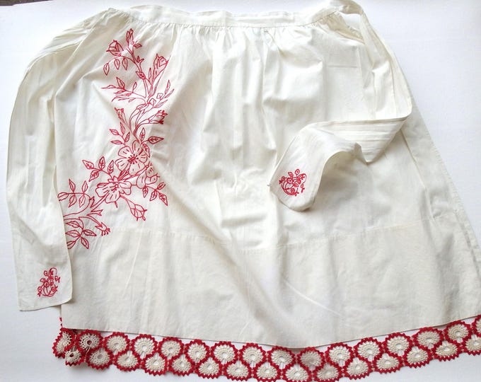 Red waist boho style apron “Carmine”/ accessory with cotton lace and pom-pom details