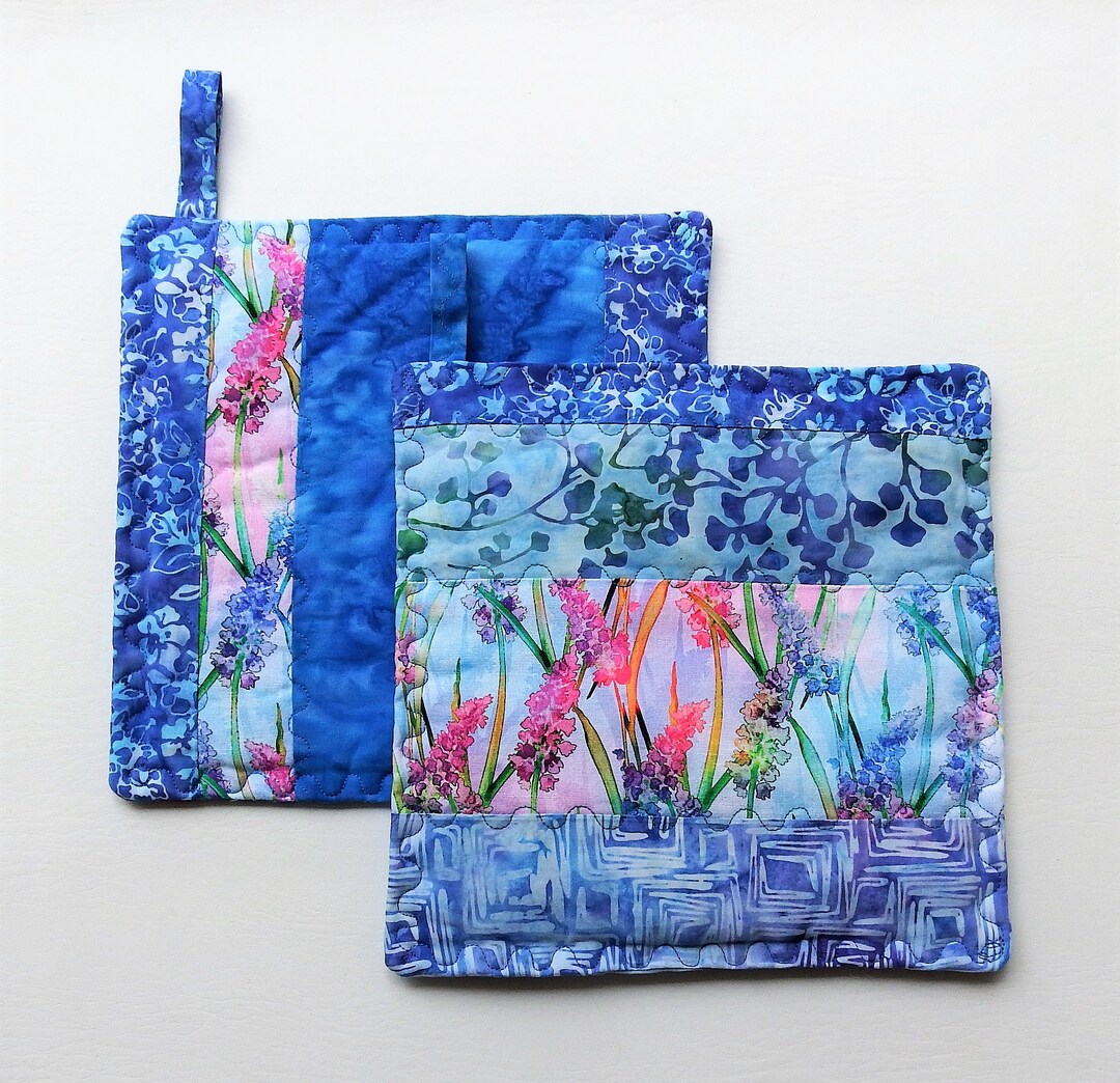Quilted Potholders Set of 2 Insulbright Lining Hot Pads Etsy