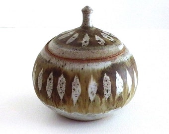 Karin Bucher Pottery, Sugar Bowl with Lid, Santa Barbara Studio Pottery, Signed. Free Shipping.