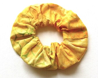 Hair Scrunchies, Yellow Cotton Batik Fabric, Medium Size, Spring and Summer, Handmade Hair Accessories