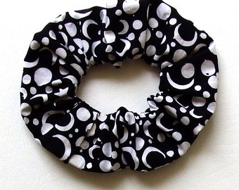 Hair Scrunchies, Moon and Stars, Cotton Batik Fabric, Black and White, Medium Size, Spring and Summer, Handmade Hair Accessories