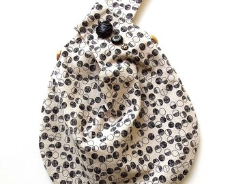 Linen Knot Bag, Japanese Knot Bag, KOKKA Linen Fabric, Medium Size, Vintage Black Buttons, Hands Free Asymmetrical Handle, Wedding Handbags
