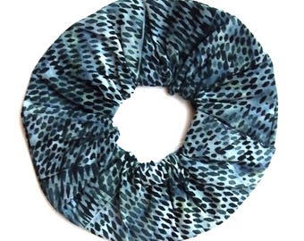 Cotton Batik Scrunchie: Teal Aqua Fishnet, Medium Size