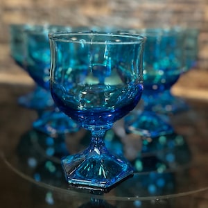Vintage Anchor Hocking Flair Blue (Laser Blue), stemmed pedestal multisided foot, champagne, wine, juice, sherbet glass, set of 6