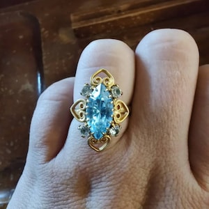 Vintage statement gold tone ring Adjustable