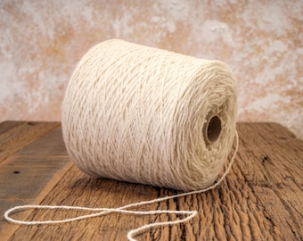 Lithuanian White Wool Yarn: DK Light Worsted for Dyeing, Knitting (900g/1440m)