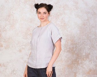Modèle taille S - Chemisier décontracté en lin pour femme - T-shirt de plage à manches courtes en lin pour femme - Cadeau pour elle - Couleur grise sur la photo