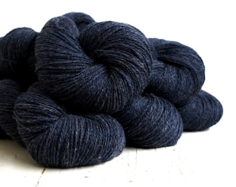 Denim blue wool yarn 500g./17,50 oz. - New Zealand fingering wool for crochet plaid, weaving blanket, knitting poncho, men&#39;s or women&#39;s wear