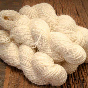 Lithuanian white 100% wool yarn - 500g/800m - Wool yarn for dyeing - Hand knitting wool yarn - DK Light worsted - Wool yarns for dyeing