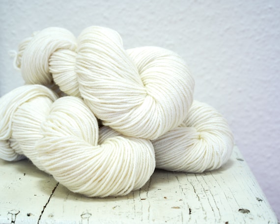 White 60% Wool & Po Blend Yarn, 100G/3, 5Oz. Soft Sport Type Yarn