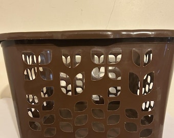 Vintage Rubbermaid 2968 Chocolate Brown Tulip Floral Square Laundry Basket Retro