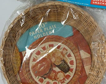 Bamboo Wicker Paper Plate Holders Pack of 4 VTG Retro Reusable BBQ Picnic Party