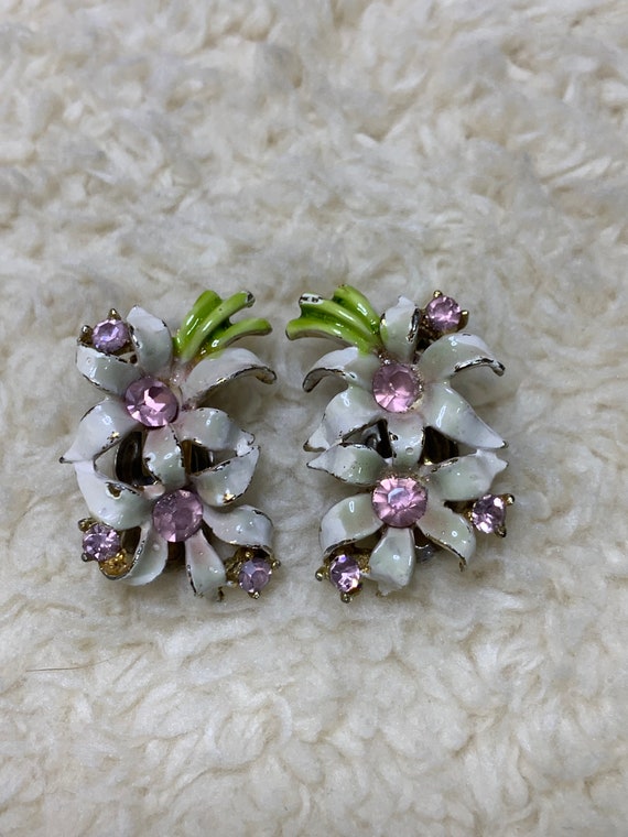 Vintage Enamel Rhinestone White Green Pink Flower Clip On Earrings