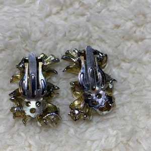 Vintage Enamel Rhinestone White Green Pink Flower Clip On Earrings image 4