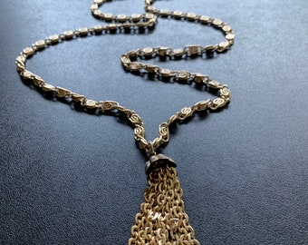 Vintage CORO Signed Decorative Link Lightweight TASSEL Long Necklace Fold Over Clasp