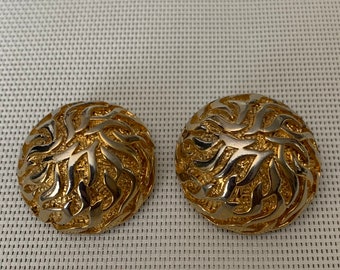 Vintage AUSTRIA Signed R Puffy Dome Gold Toned Clip On Earrings Quality