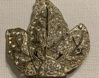 ANTIQUE Art Deco Rhinestones Scarf Sweater Clip Flower Design