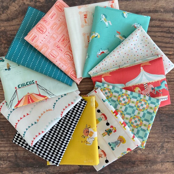 Petite Circus Fat Quarter Bundle Petite Circus Fat Quarter Bundle