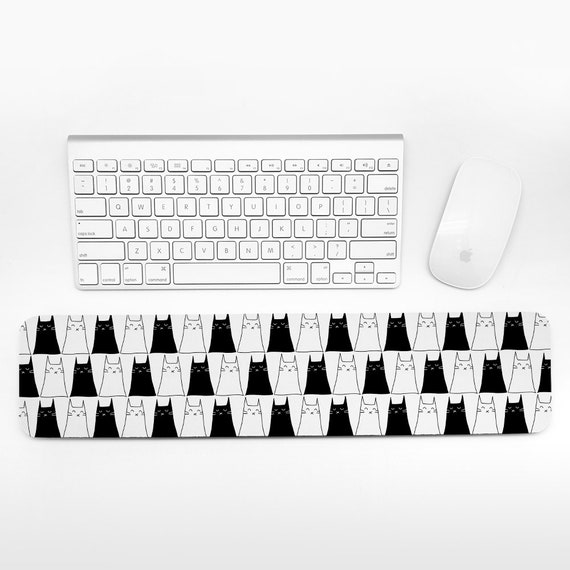 Cat Keyboard Wrist Rest Pad, Black and White Wrist Keyboard Rest, Cat Wrist Pad for Keyboard Pad, Cute Desk Cubicle Decor for Women Men