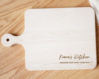 Nana Cutting Board Personalized with Nana's Kitchen Meals and Memories Made Here, Custom Christmas Gift,Charcuterie Board,Nana Gift for Nana