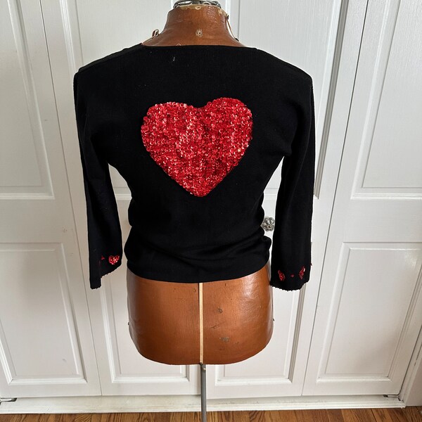 Women's Sweater Black Pullover Top Red Sequin Heart on Back Vintage Tight Knit Bead Joseph A Paris Silk Size Small
