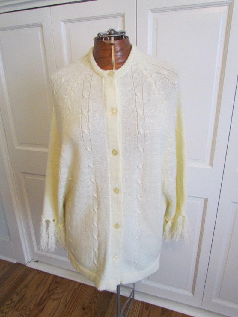 Glentey Butter Cream Poncho with Fringe Sleeves Button Front Cable Knit