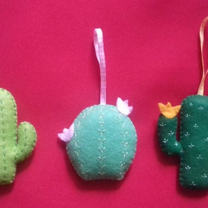 Cactus Hanging, felt decoration image 1