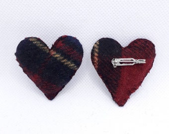 Tartan heart brooch