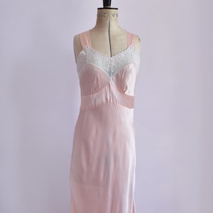 Vintage 1930s 40s Ro Jene bows pink & lace silky satin rayon nightgown - 30s lace and silk slip - 30s silk gown negligee nightgown lingerie
