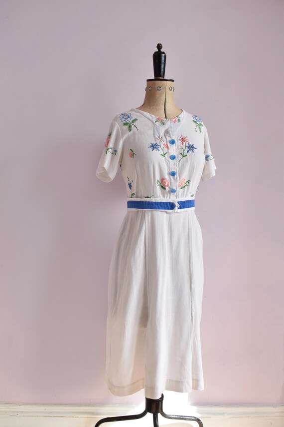 Vintage 1930s 40s floral embroidered linen dress … - image 4