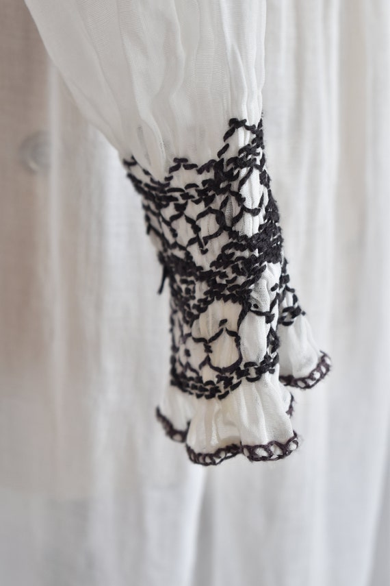 Vintage 1920s 30s Hungarian black & white embroid… - image 9