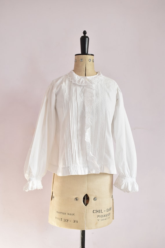 Vintage Edwardian Blouse, 32 bust, Embroidered White Cotton Lace
