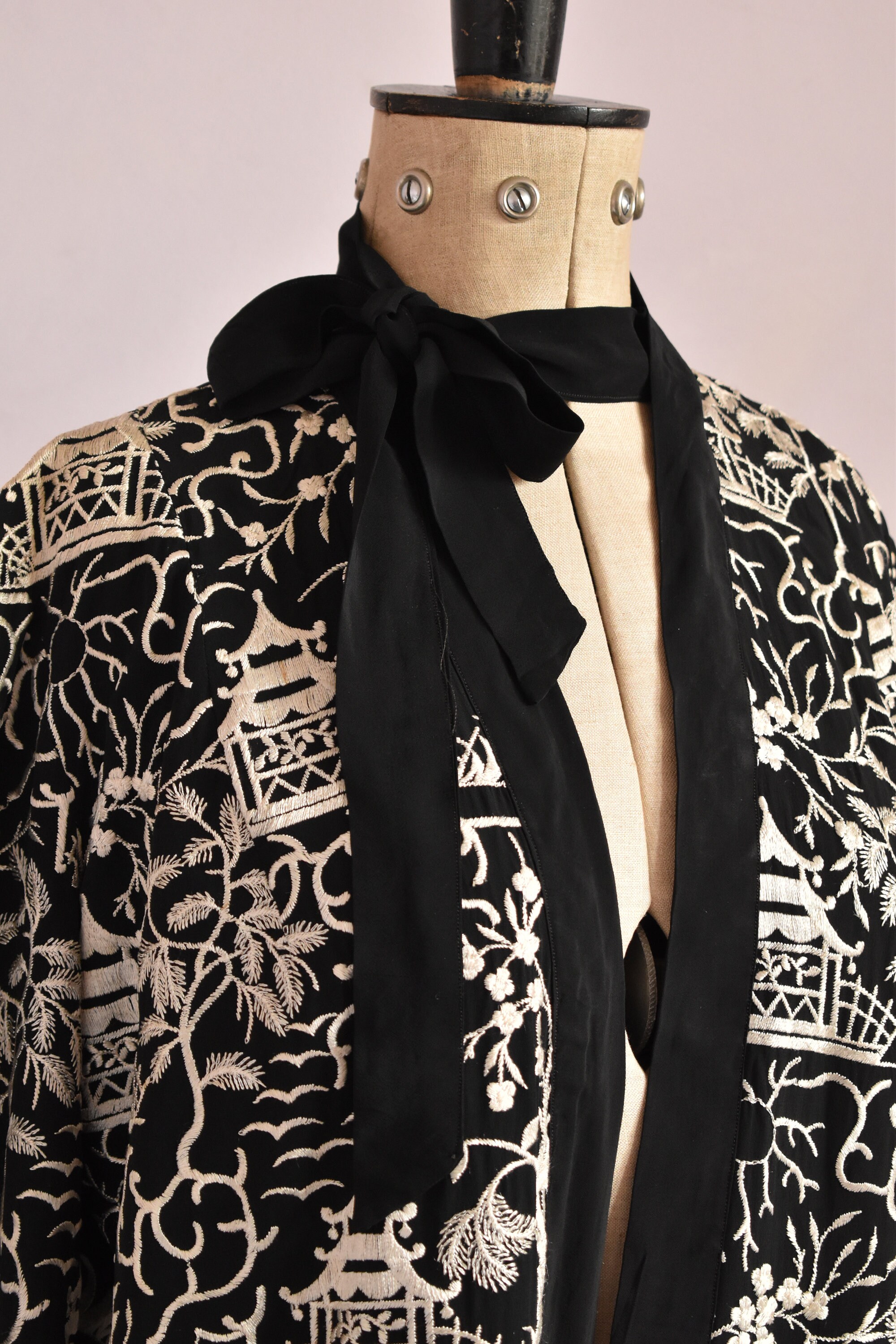 Vintage 1930s Nitor Chinoiserie Chinese Style Black & White