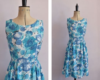 Vintage 1950s blue floral fit & flare cotton day dress - 50s floral dress - 50s day dress - 50s fit and flare dress - 50s patterned dress