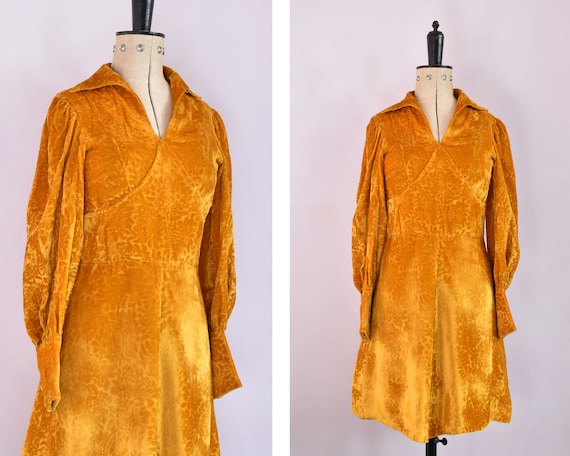 Vintage 1970s Devoré velvet gold mini dress - 70s