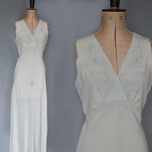 Vintage 1930s 40s Peony Chinese sea foam blue green embroidered silk bias cut nightgown - 30s embroidered silk gown negligee nightgown slip