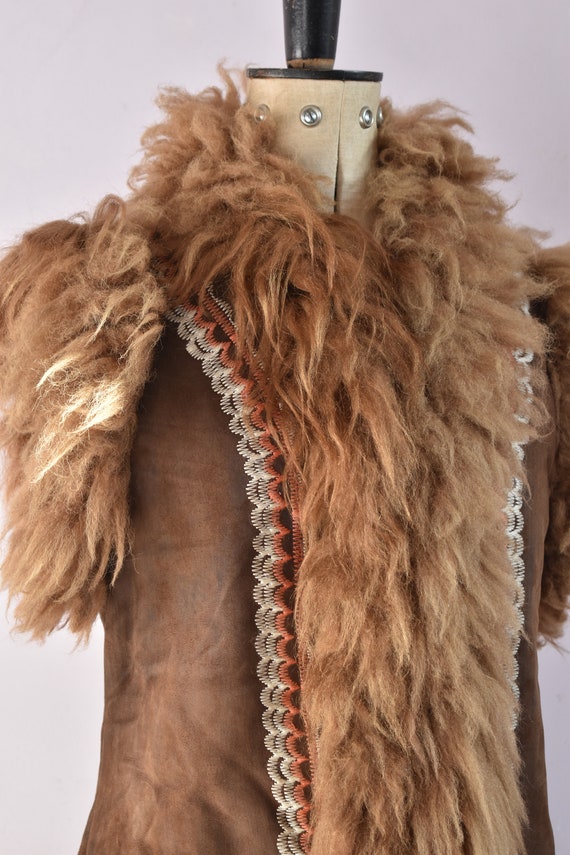 Vintage 1970s Afghan embroidered suede & fur wais… - image 5