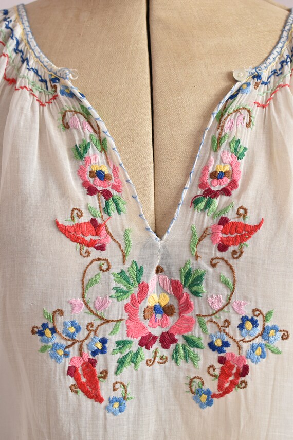 Vintage 1930s Hungarian embroidered floral sheer … - image 4