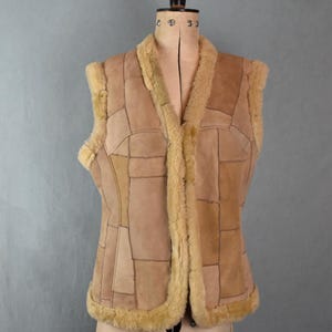 Vintage 1970s brown suede & sheepskin patchwork reversible waistcoat vest gilet jacket coat - shearling fur leather boho Afghan Hippie Hippy
