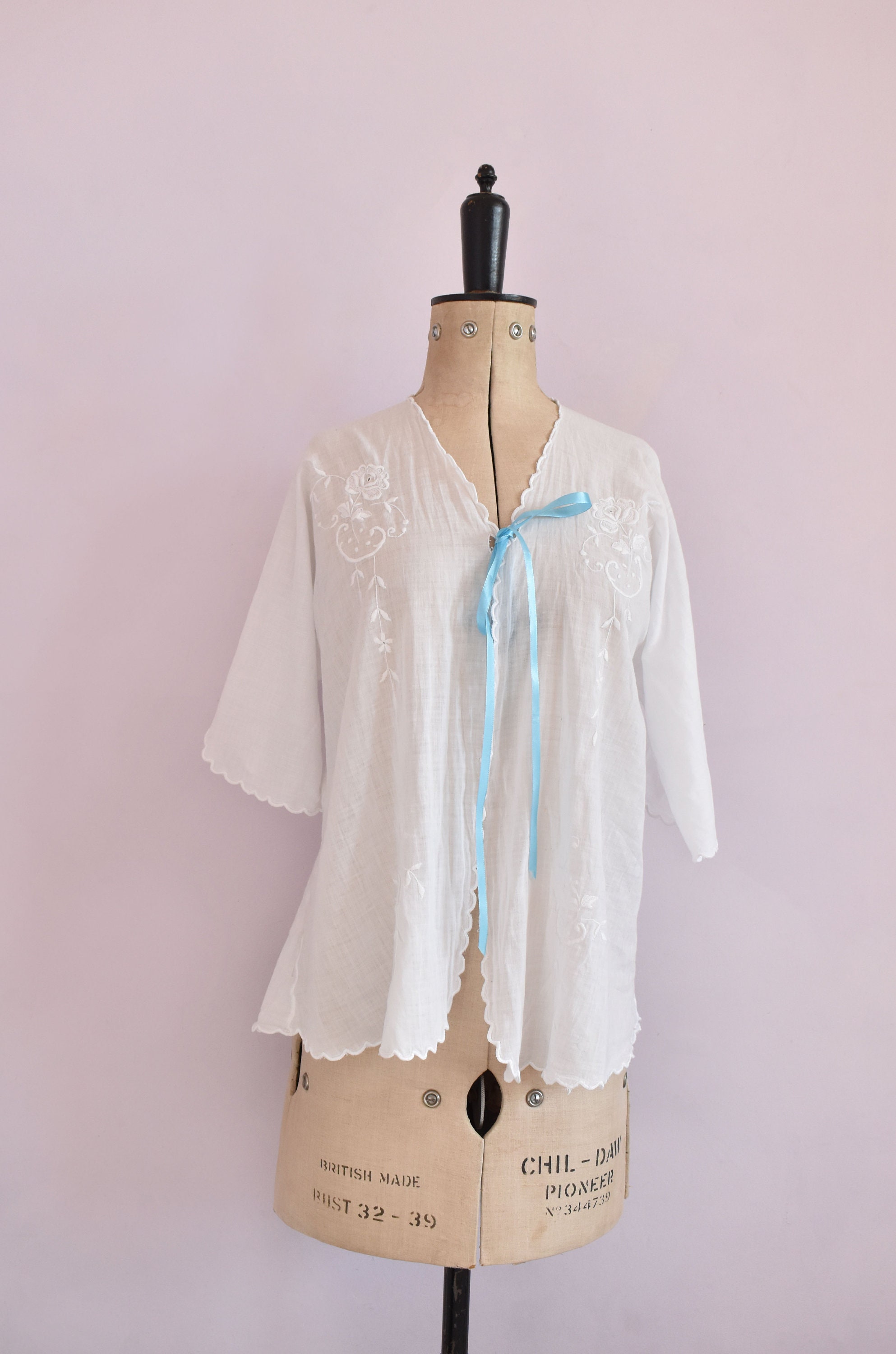 Edwardian Bed Jacket - Etsy Edwardian Bed Jacket - Etsy