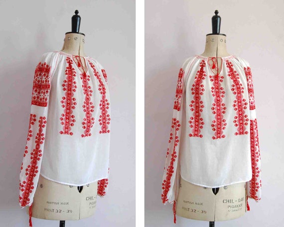 Vintage 1970s Romanian hand embroidered blouse - P
