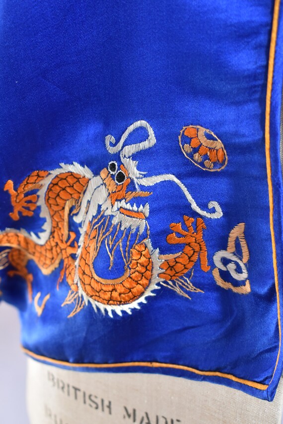 Vintage 1920s 1930s embroidered dragon blue silk … - image 4