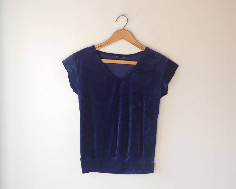 Vintage 70s Retro Royal Blue Velour V-neck Short Cap Sleeve Top Women/'s Size Small XS